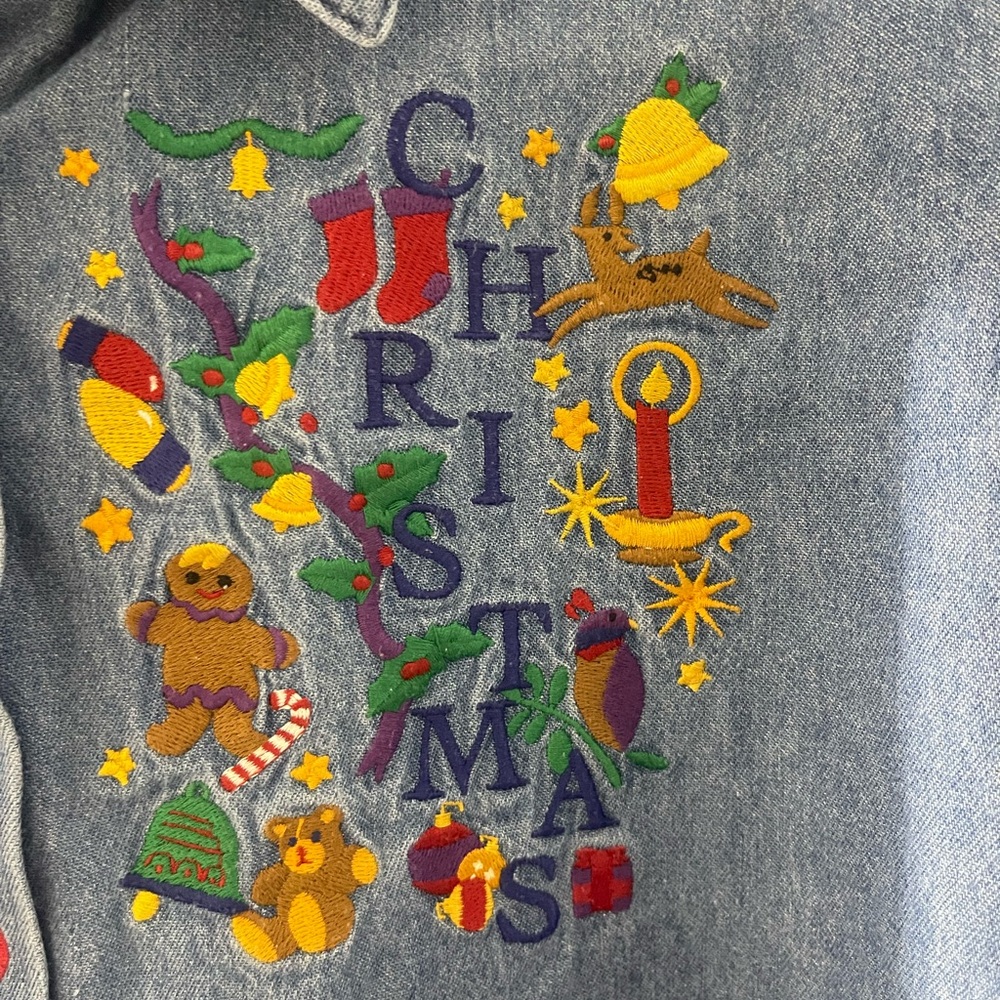 VTG Karen Scott 100% Cotton Denim Blue Christmas Festive Embroidered Shirt XL - Picture 4 of 8